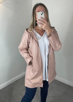 pinkparka Thumb