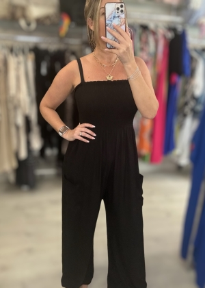 blackjumpsuit Thumb