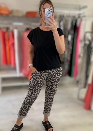 leopardjogger