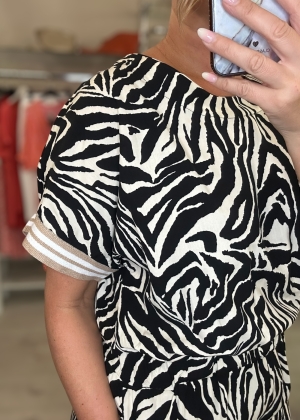 zebraplaysuit  Thumb