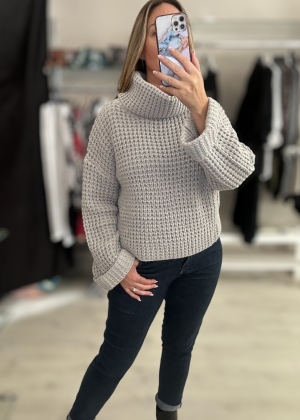 palegreyknit 