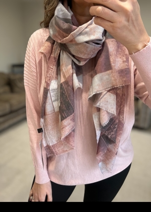 pinkscarf