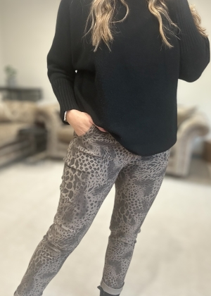 animalprintmagicpants