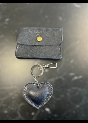 navyleatherpurse