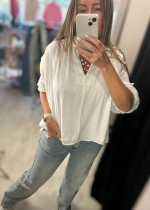 whiteblouse Thumb